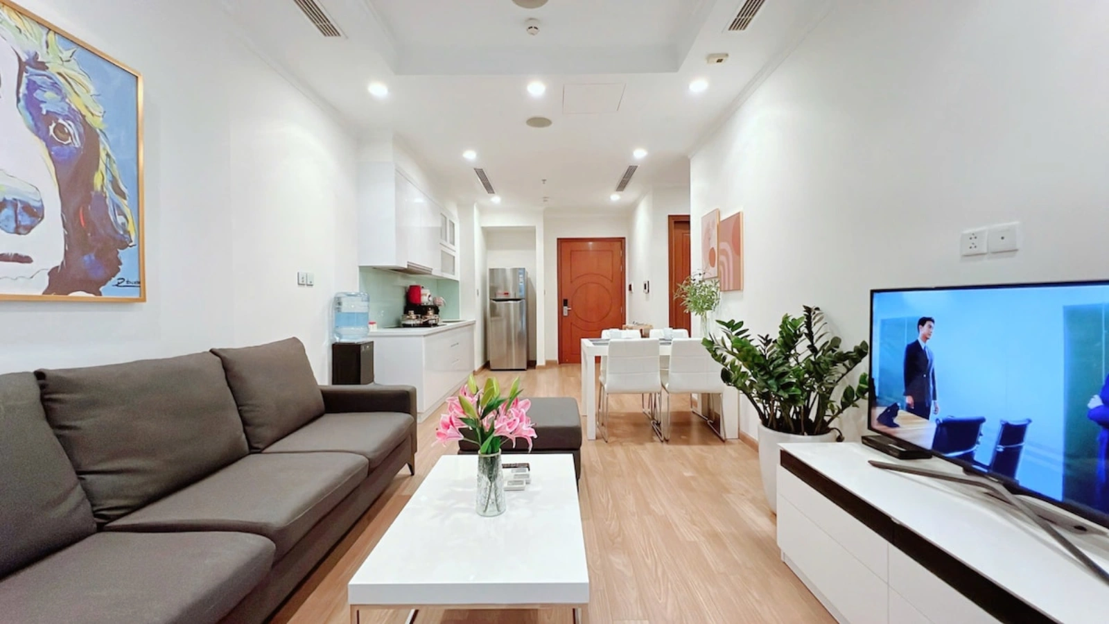 [Lynn House] Căn hộ dịch vụ 2BR Park Hill