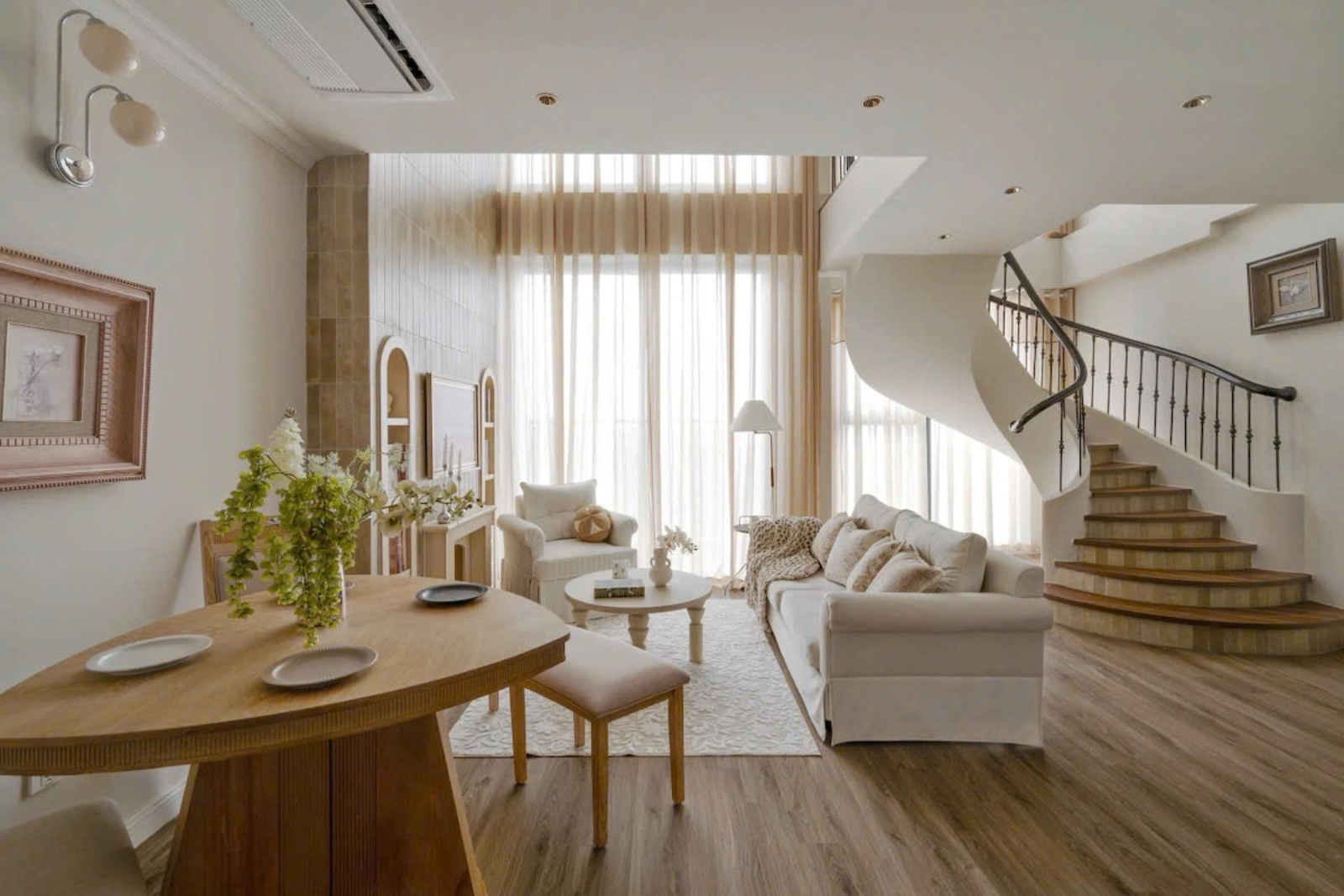 QMP - The Ivory Duplex Ecopark | Biệt thự nhìn ra đảo